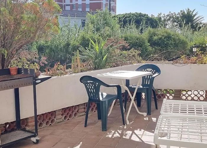 Marina De La Duquesa Beachfront Appartment