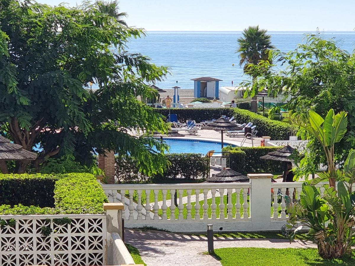 Marina De La Duquesa Beachfront
